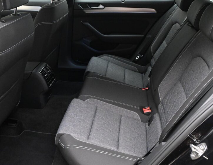 Volkswagen Passat Kombi 2,0 l 110 kw