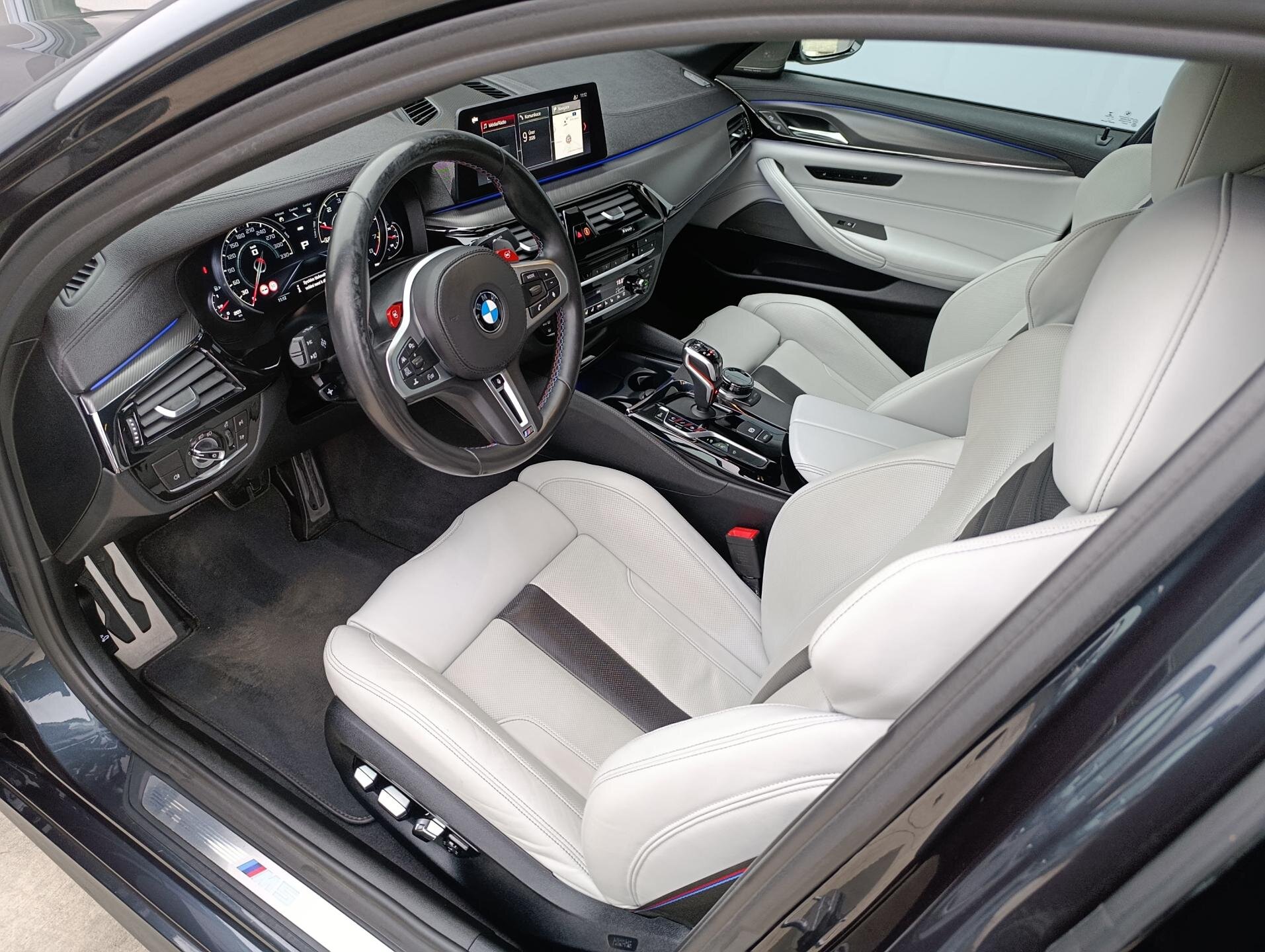 BMW M5 Sedan 4,4 l 460 kw