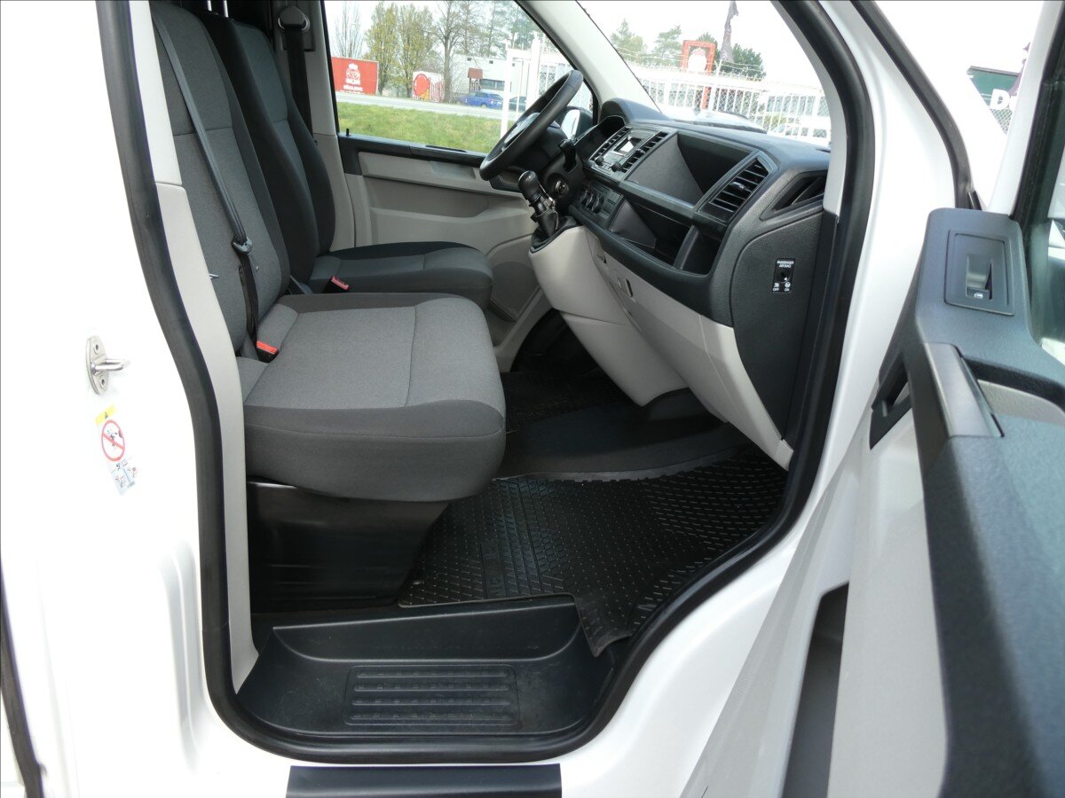 Volkswagen Transporter Skříň 2,0 l 75 kw