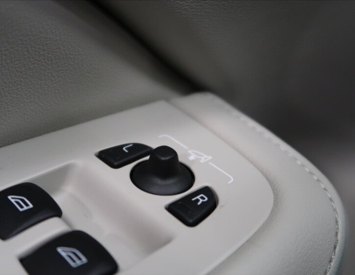 Volvo S60 Sedan / Limuzína 2,0 l 184 kw