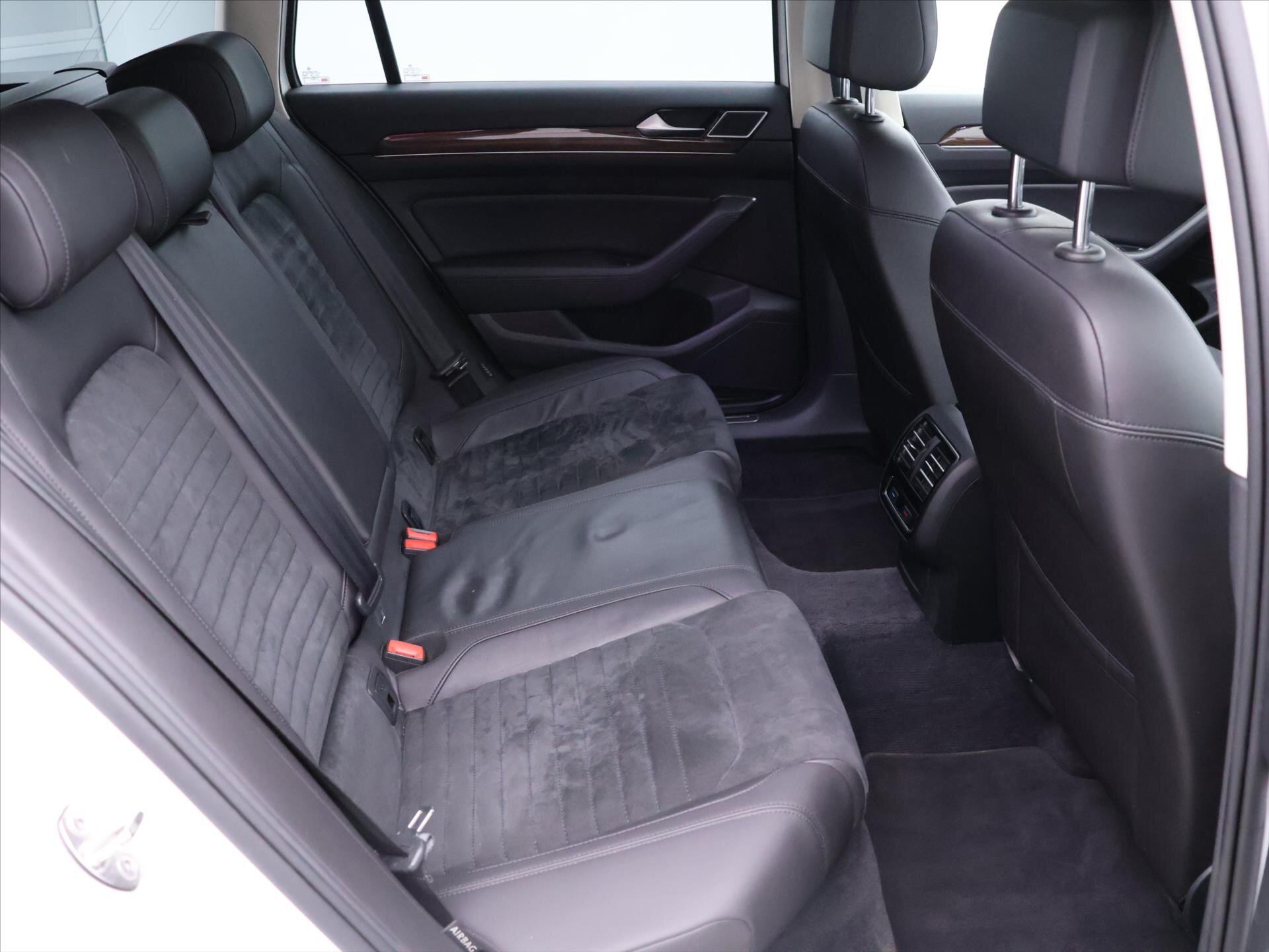 Volkswagen Passat Kombi 2,0 l 140 kw