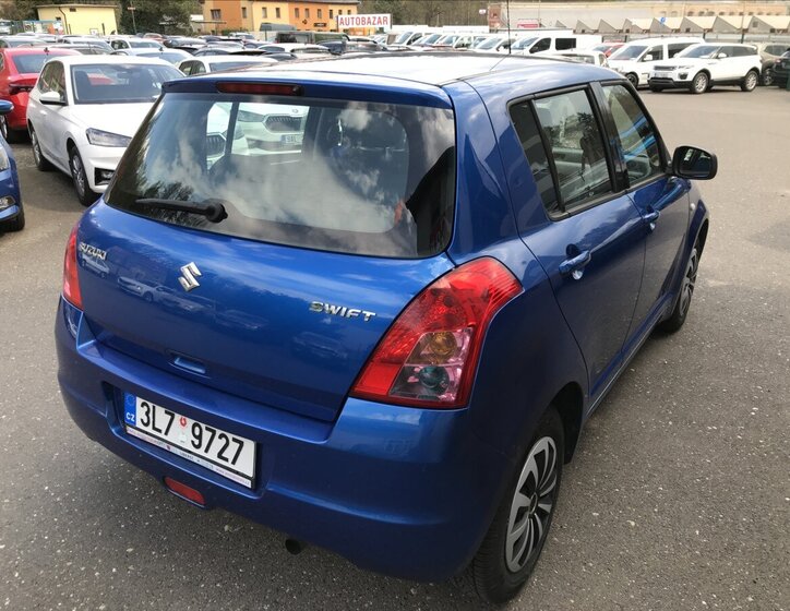Suzuki Swift Hatchback 1,3 l 67 kw