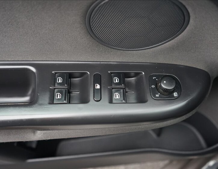 Volkswagen Golf Plus 19