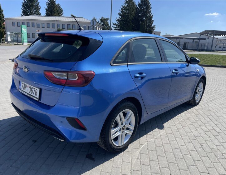KIA Ceed Hatchback 1,4 l 73 kw