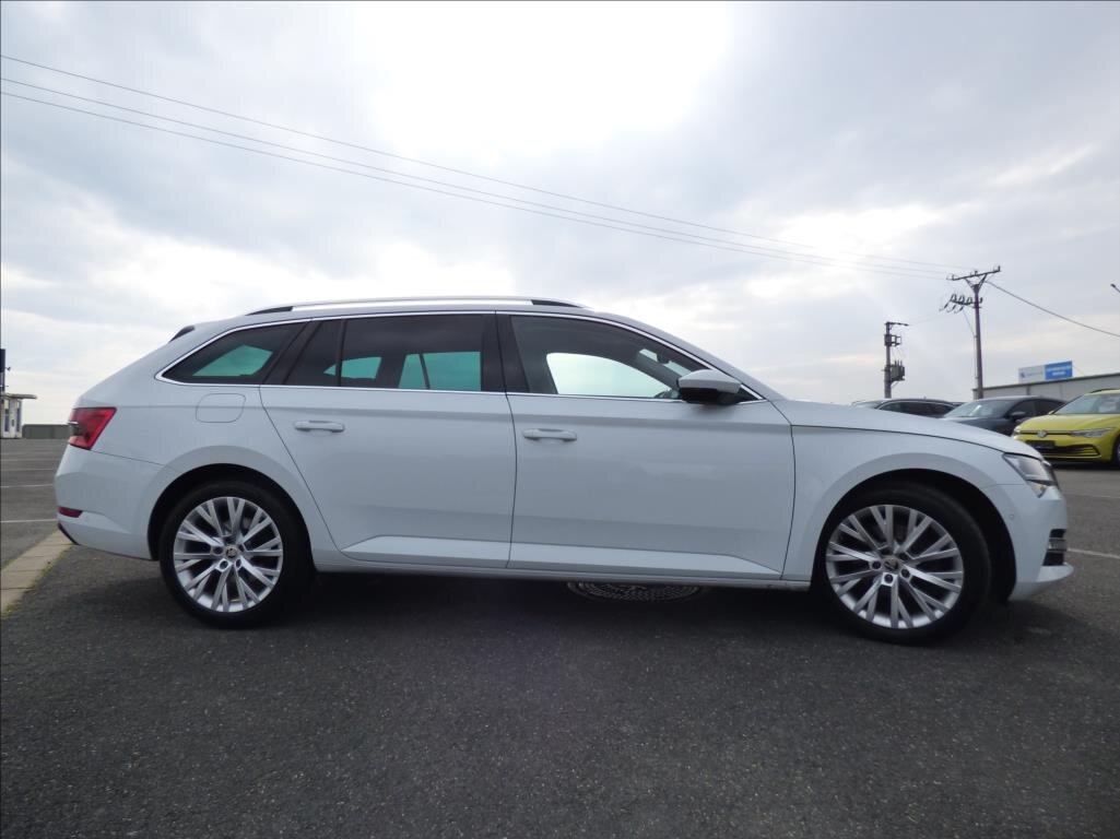 Škoda Superb Kombi 2,0 l 147 kw