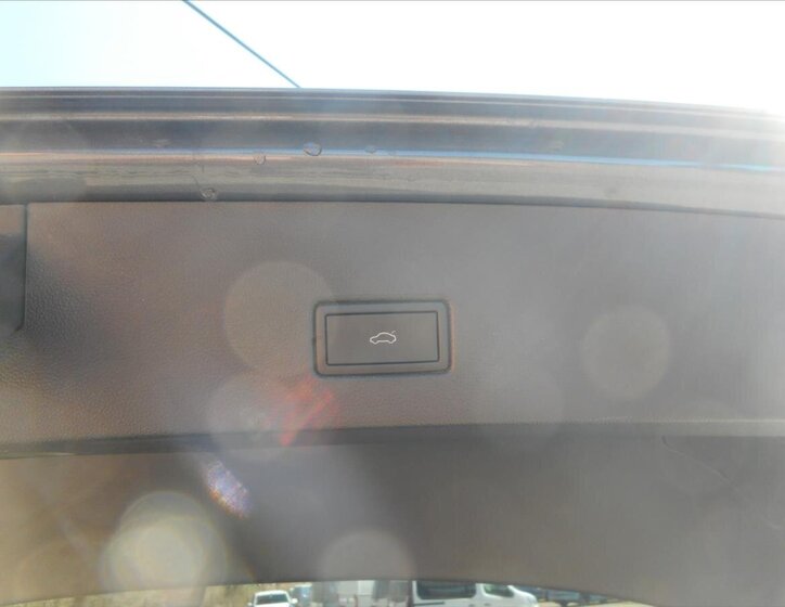 Volkswagen T-Roc SUV / Terénní 1,5 l 110 kw