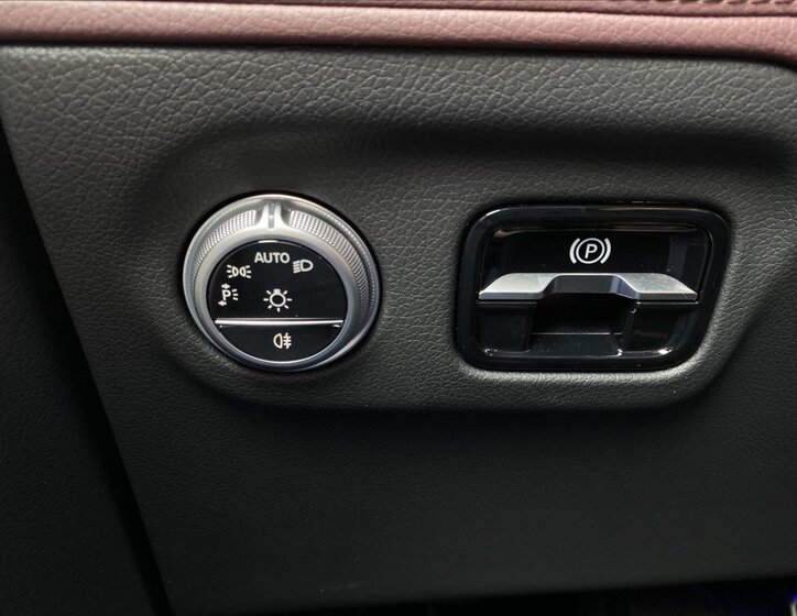 Mercedes-Benz EQS Ostatní 0,0 400 kw