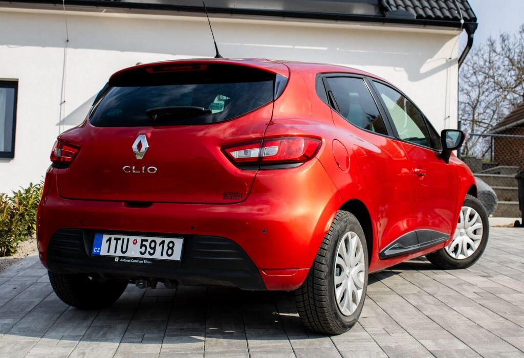 Renault Clio Hatchback 898,0 56 kw