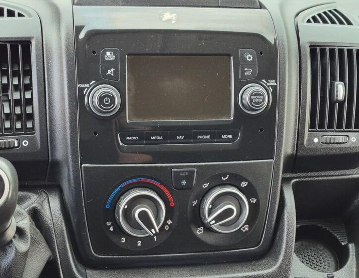 Peugeot Boxer Skříň 2,2 l 103 kw