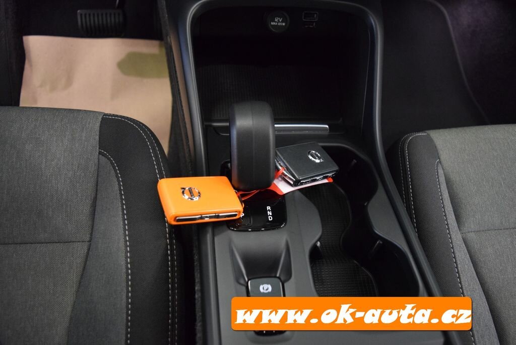 Volvo XC40 SUV 2,0 l 120 kw