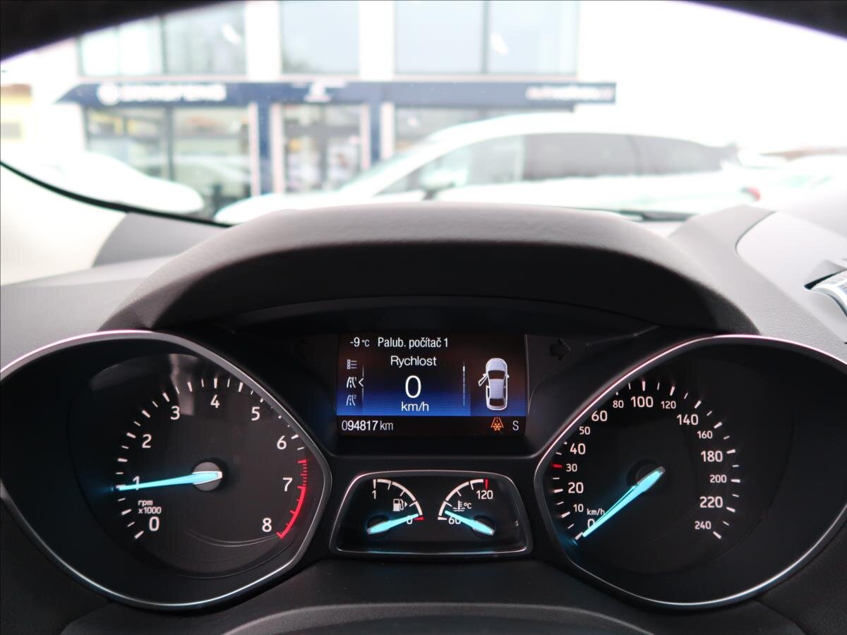 Ford Kuga SUV 1,5 l 110 kw