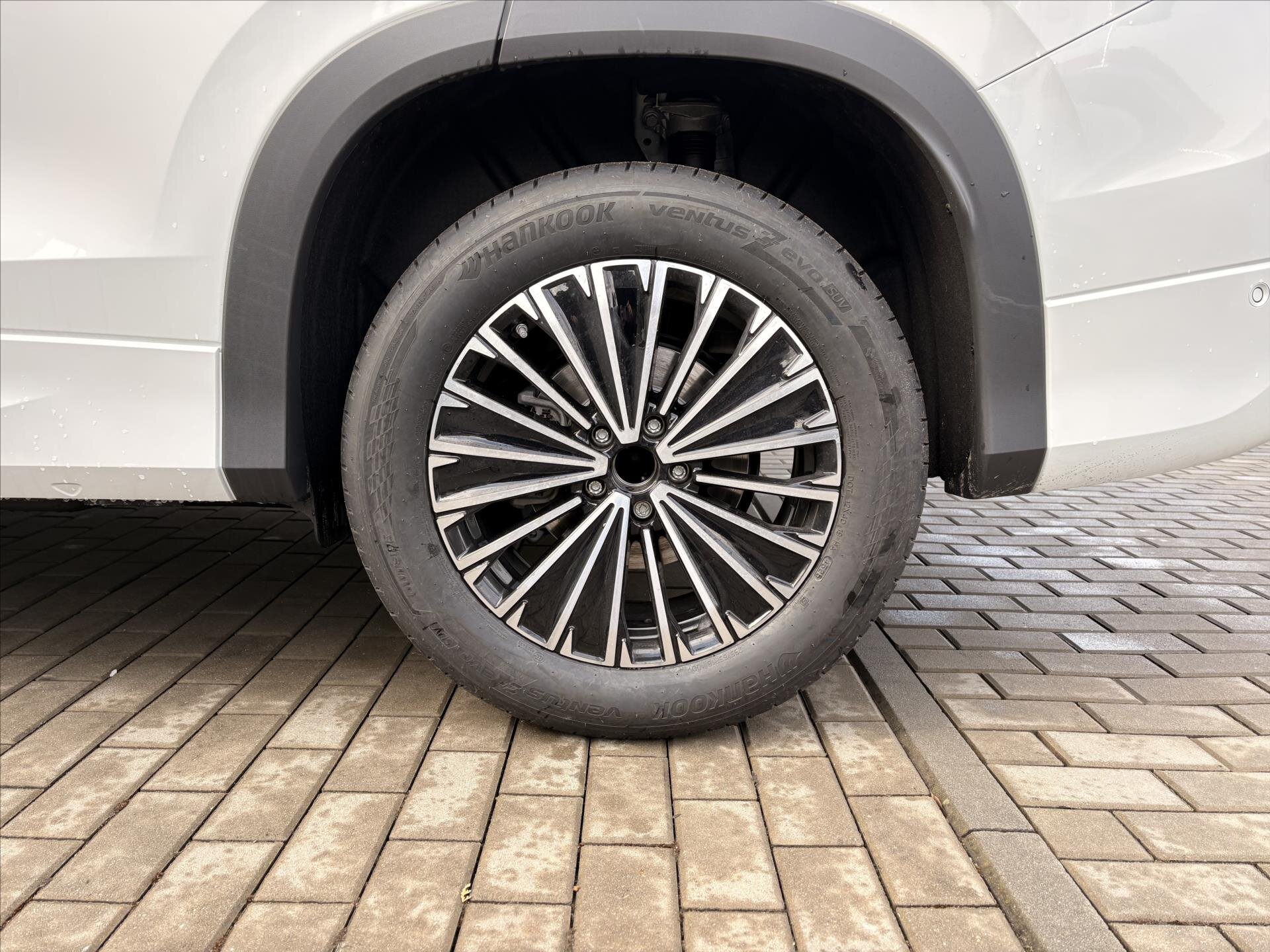 Volkswagen Tayron SUV / Terénní 2,0 l 110 kw