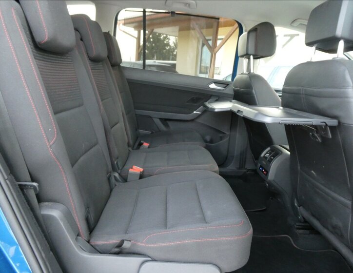 Volkswagen Touran MPV 1,2 l 81 kw