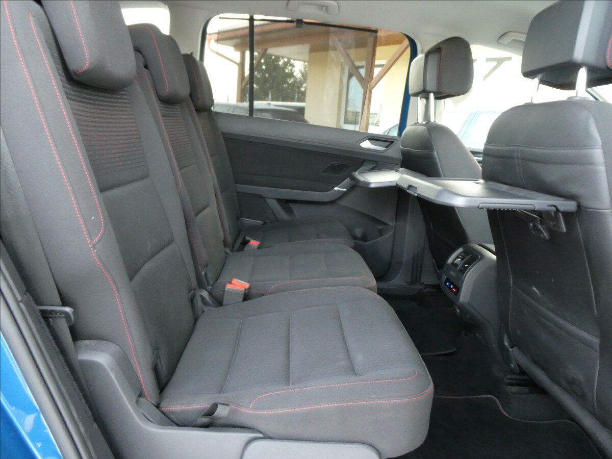 Volkswagen Touran MPV 1,2 l 81 kw