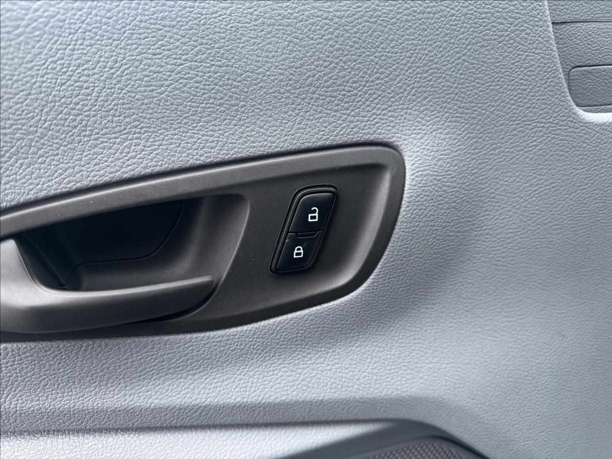 Ford Transit Skříň 2,2 l 92 kw