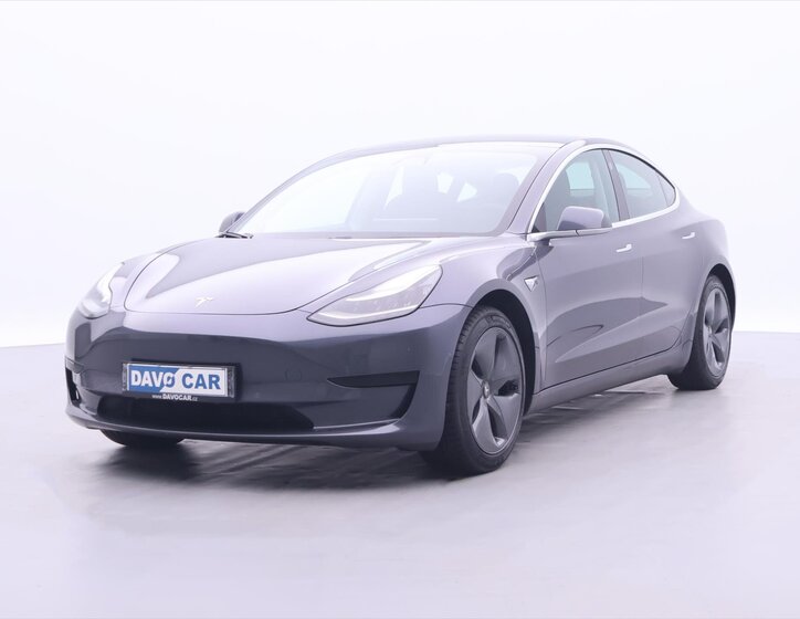 Tesla Model 3 Sedan 0,0 239 kw