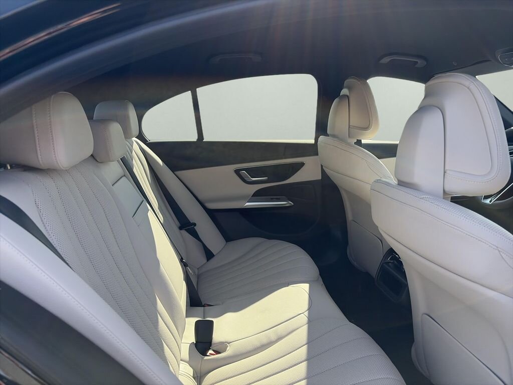 Mercedes-Benz Třídy E Sedan / Limuzína 2,0 l 145 kw