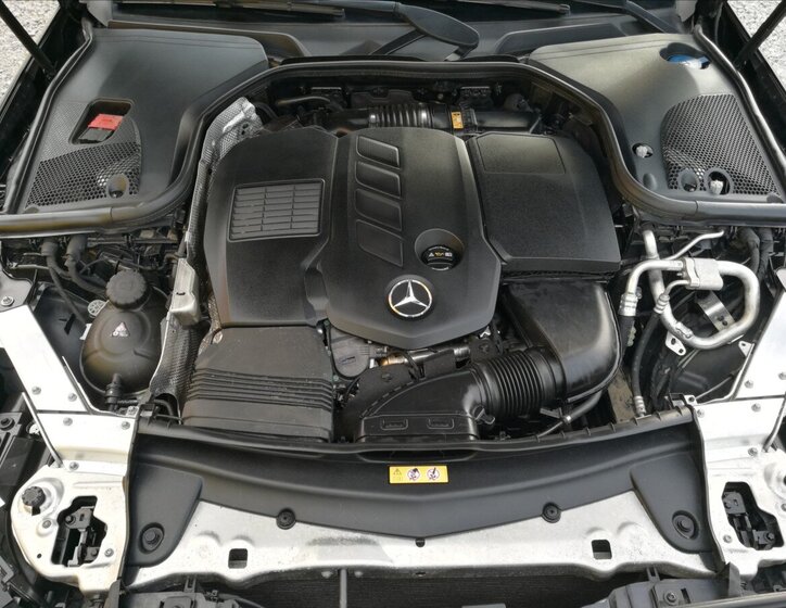 Mercedes-Benz Třídy E Kombi 2,0 l 180 kw