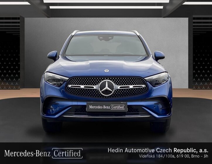 Mercedes-Benz GLC 8