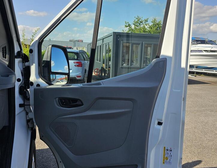Ford Transit 38