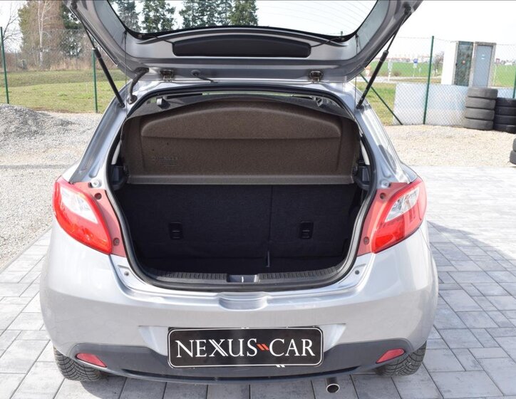 Mazda 2 Hatchback 1,3 l 55 kw