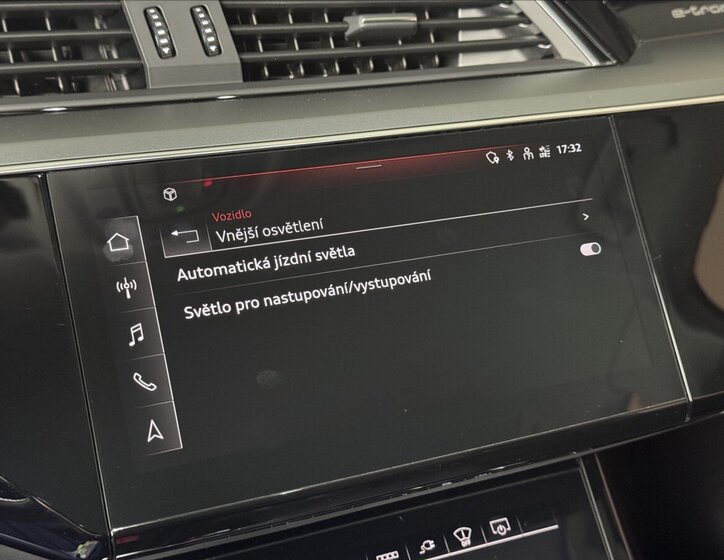 Audi e-tron SUV 0,0 300 kw