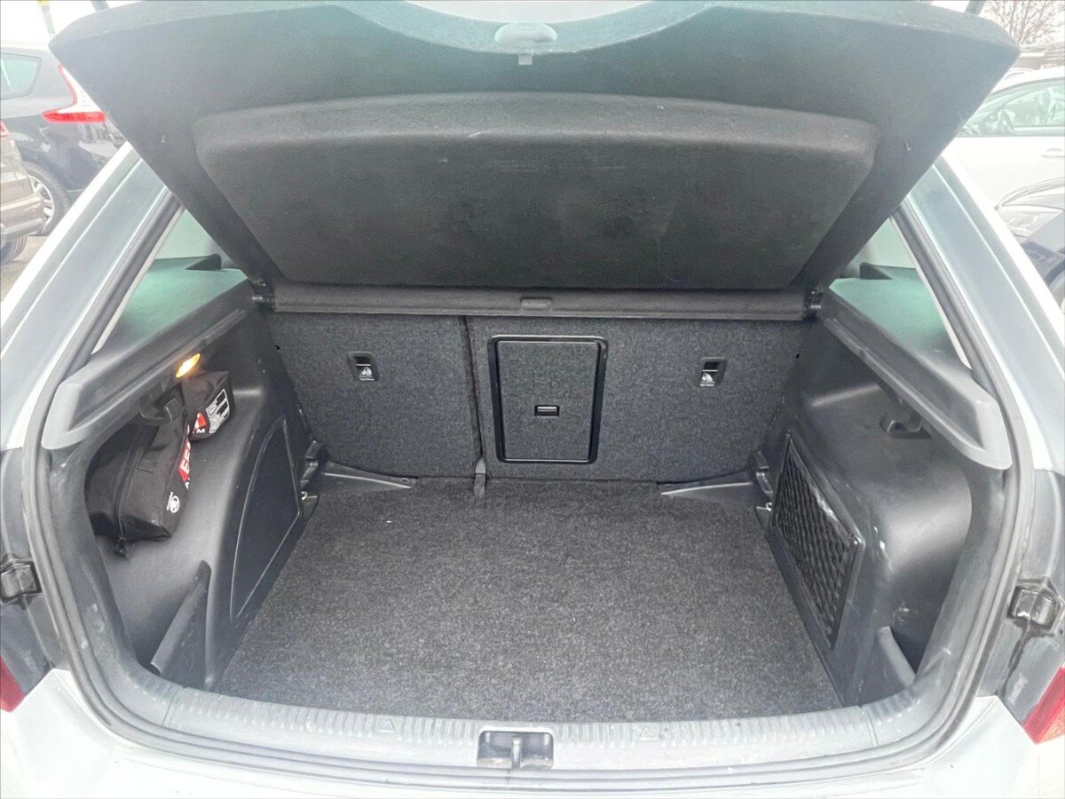 Škoda Rapid Hatchback 999,0 81 kw