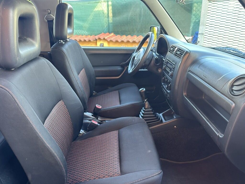 Suzuki Jimny SUV / Terénní 1,3 l 63 kw