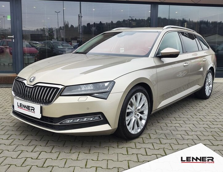 Škoda Superb 1