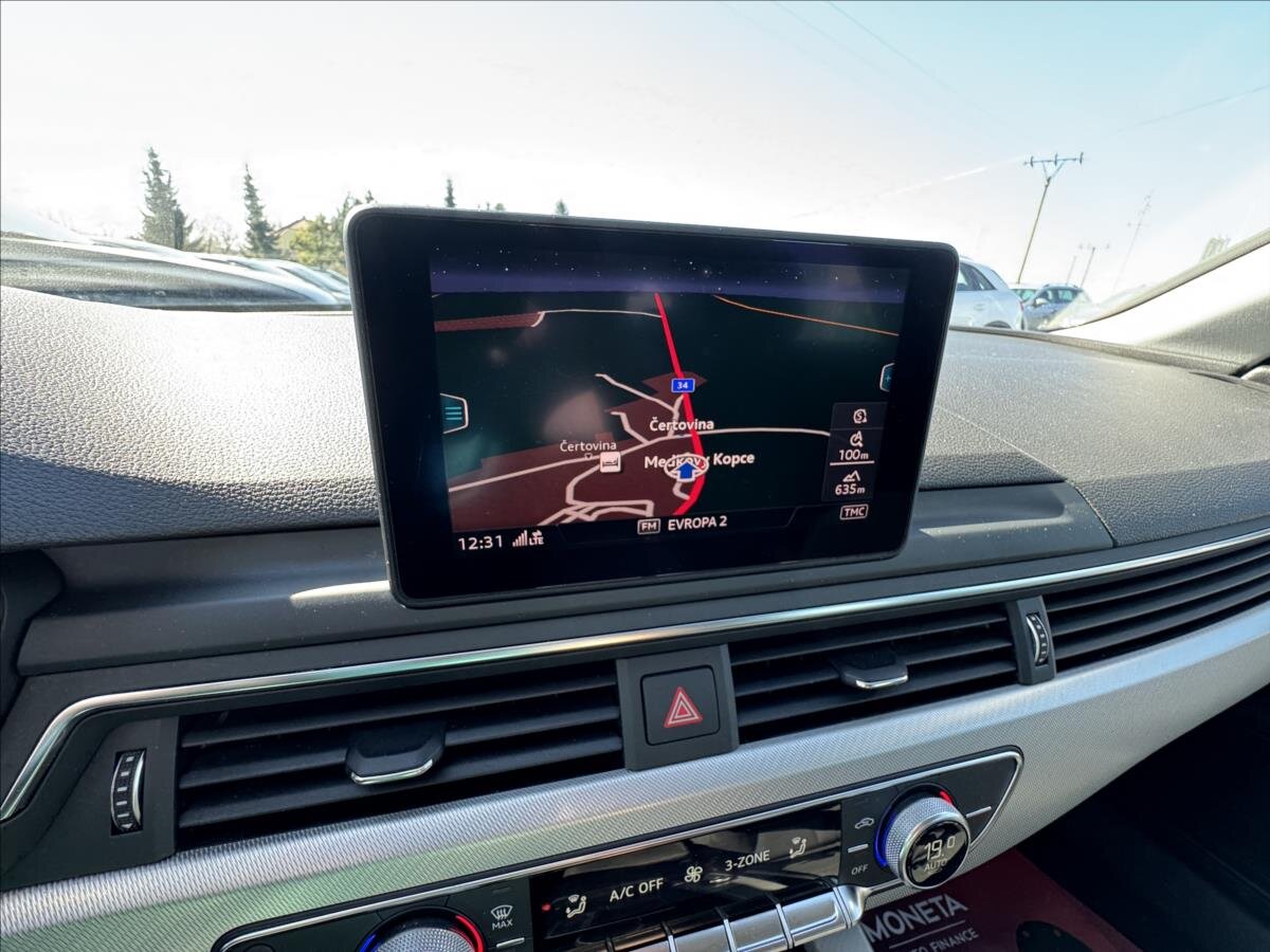 Audi A4 Kombi 2,0 l 140 kw