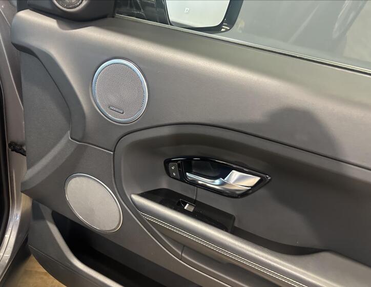 Land Rover Range Rover Evoque 25