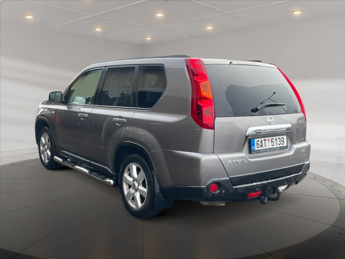 Nissan X-Trail SUV / Terénní 2,0 l 110 kw