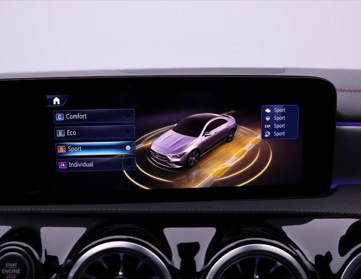 Mercedes-Benz CLA Kupé 1,3 l 120 kw