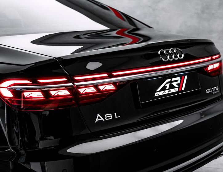 Audi A8 11