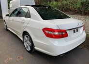 Mercedes-Benz Třídy E Sedan 2,2 l 120 kw