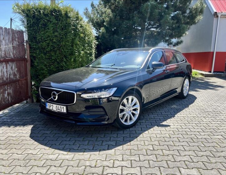 Volvo V90 Kombi 2,0 l 140 kw