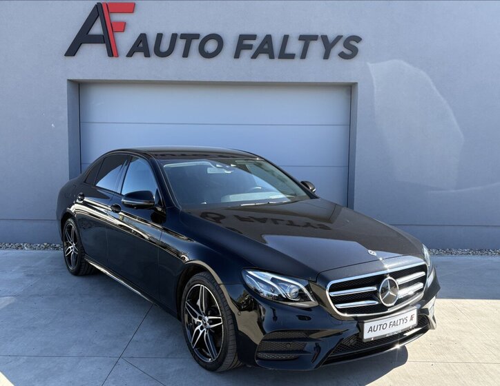 Mercedes-Benz Třídy E Sedan / Limuzína 3,0 l 190 kw