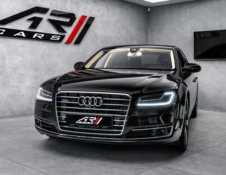 Audi A8 Sedan 4,1 l 283 kw