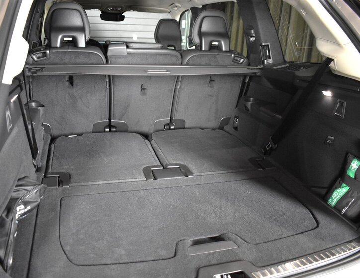 Volvo XC90 SUV 2,0 l 335 kw