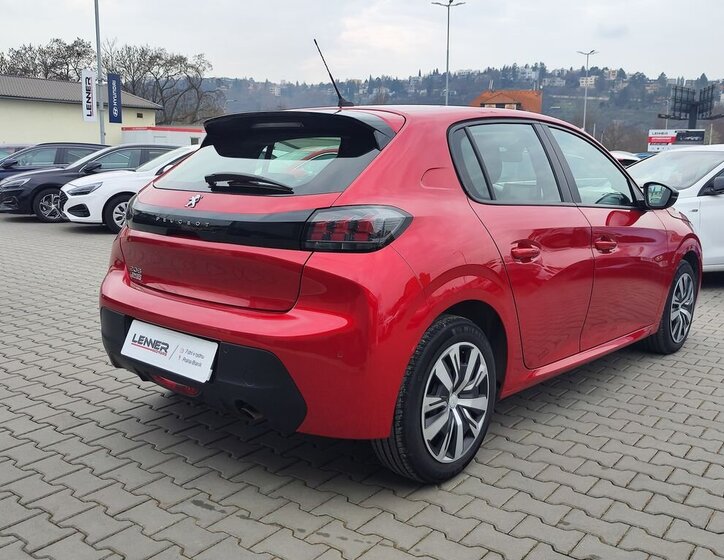 Peugeot 208 Hatchback 1,2 l 74 kw