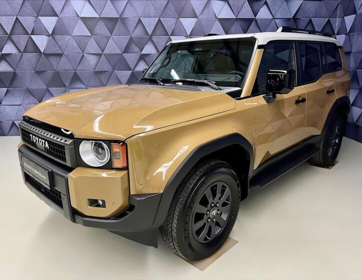 Toyota Land Cruiser 1