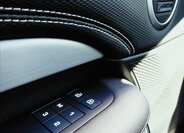 Land Rover Discovery SUV / Terénní 3,0 l 184 kw