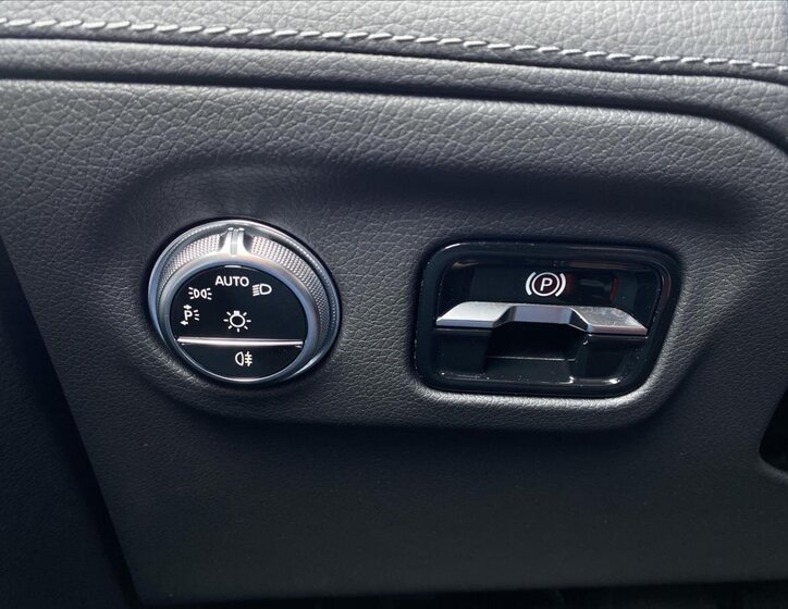 Mercedes-Benz EQS 17