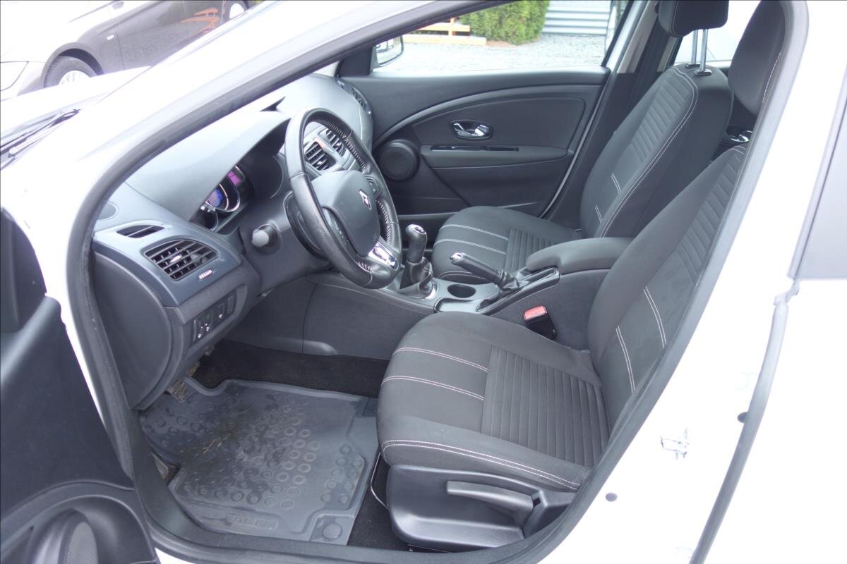 Renault Fluence Sedan / Limuzína 1,6 l 82 kw