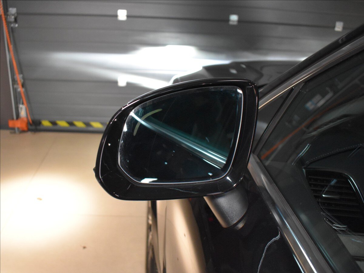 Volvo XC90 SUV / Terénní 2,0 l 184 kw