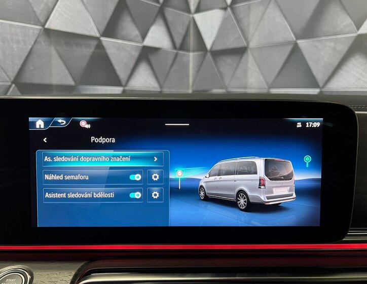 Mercedes-Benz Třídy V 23