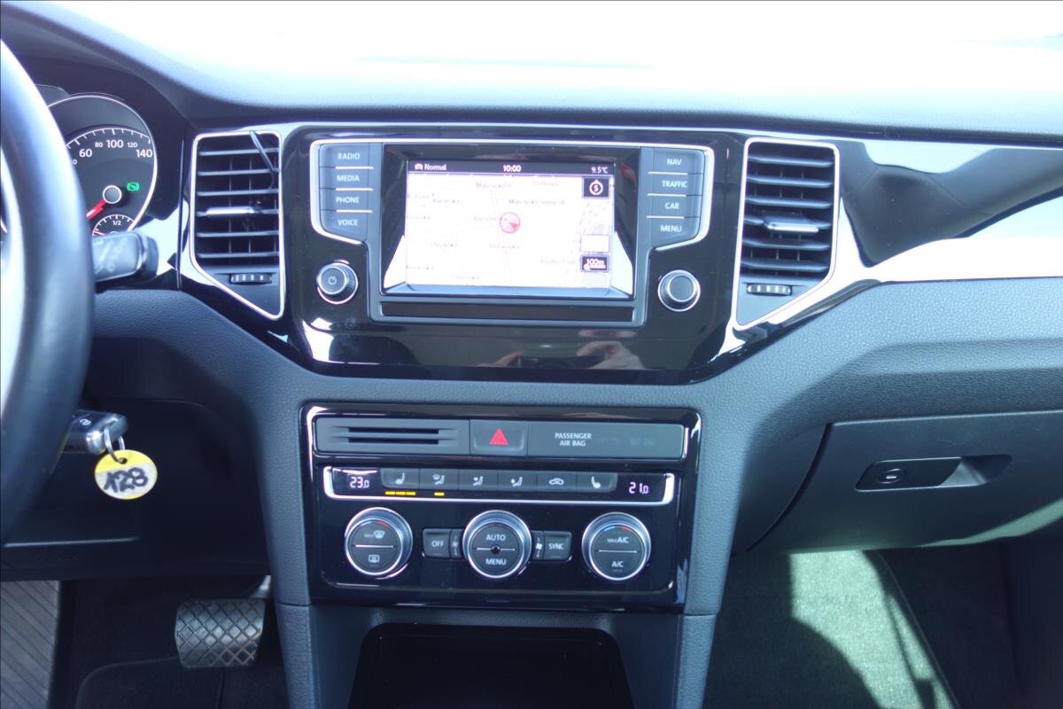 Volkswagen Golf Sportsvan MPV 1,4 l 110 kw