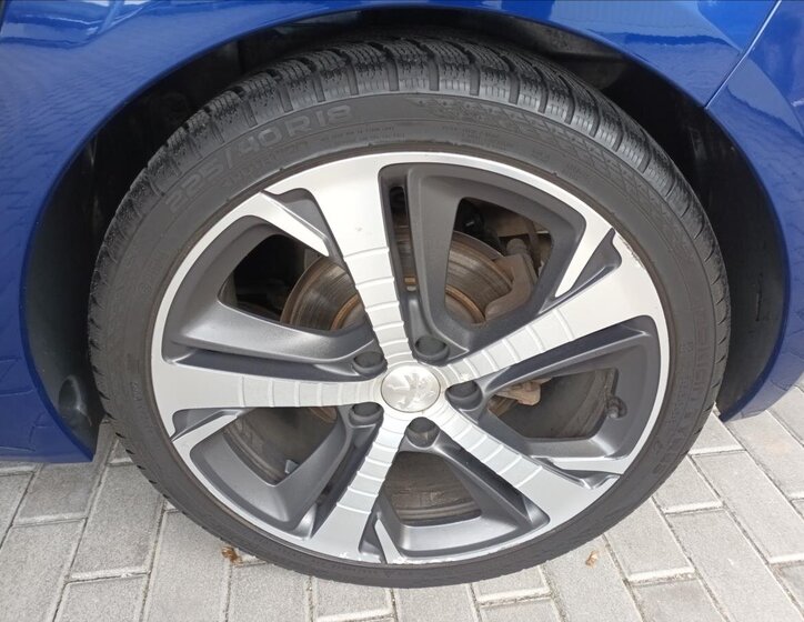 Peugeot 308 Hatchback 2,0 l 130 kw