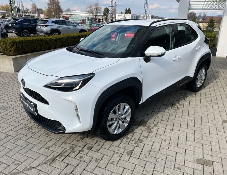 Toyota Yaris Cross SUV / Terénní 1,5 l 68 kw