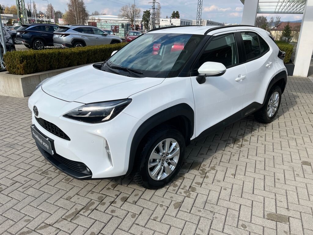 Toyota Yaris Cross SUV / Terénní 1,5 l 68 kw